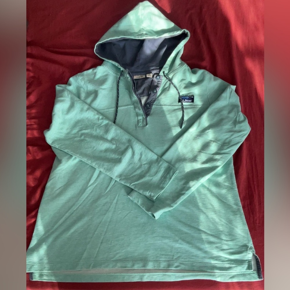 L.L. Bean light weight pull over rugby hoodie women’s XL